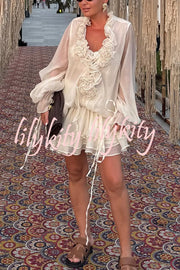 Fashionable Flower-decorated V-neck Loose Top and Elastic Waist Casual Shorts Set