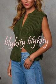 Solid Color Sleeveless Button Pocket Knit Vest