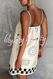 Fashionable Graffiti Printed Halter Backless Loose Mini Dress