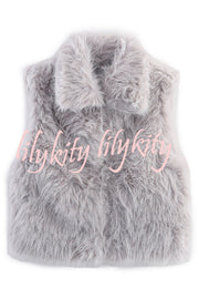 Stylish Collared Sleeveless Short Faux Fur Vest