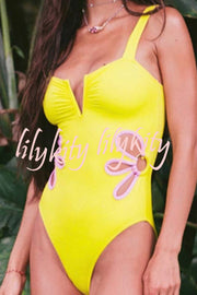 Hawaiian Style Side Waist Floral Hollow Out Stretch One-piece Swimsuit