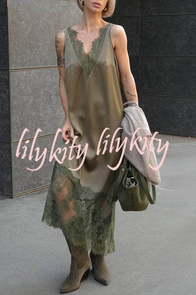 Luxury Winter Satin Lace Trim V-neck Sleeveless H-line Maxi Dress