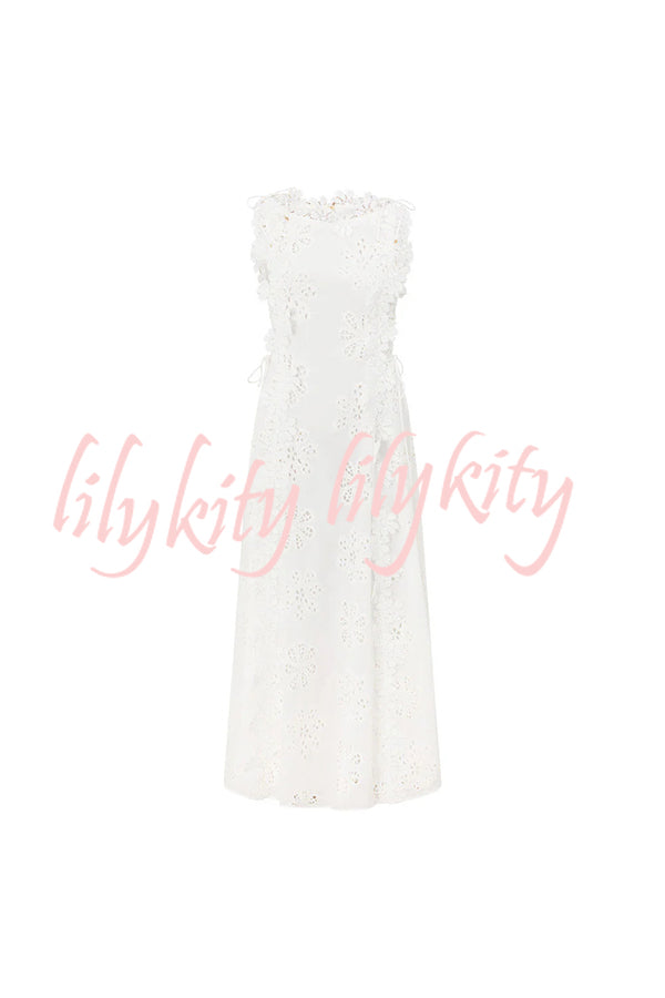 Mairi Embroidery Hollow Fabric Delicate Flower Trim Side Lace-up Maxi Dress