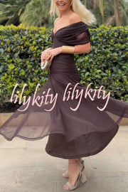Unique Printed V-Neck Waisted Mesh Holiday Maxi Dress