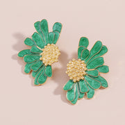 Retro Alloy Floral Pattern Earrings