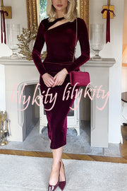 Perfect Party Velvet Cut Out Detail Long Sleeve Ruched Stretch Midi Dress