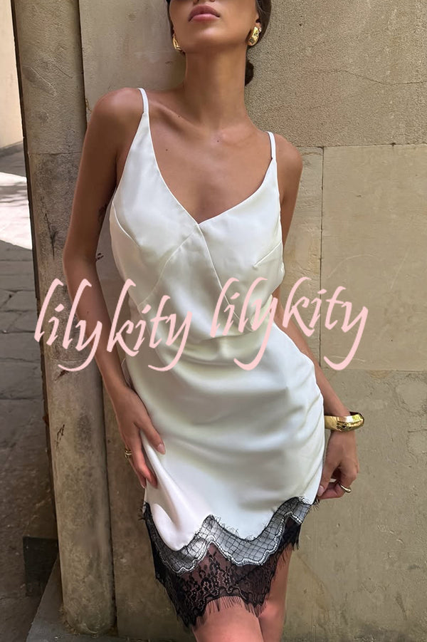 Sexy Lace Paneled V-neck Halter Back Mini Dress