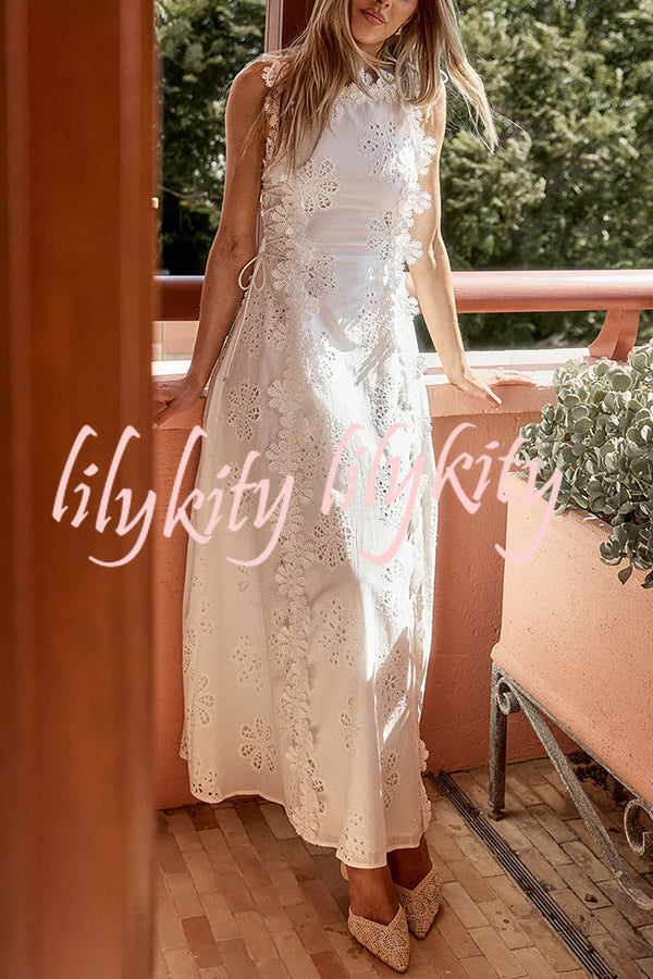 Mairi Embroidery Hollow Fabric Delicate Flower Trim Side Lace-up Maxi Dress