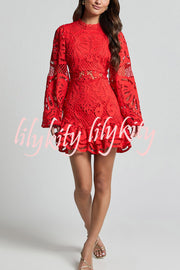 Solid Color Hollow Long-sleeved Waisted Lace Mini Dress