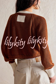 Stylish Contrasting Crew Neck Buttoned Knitted Cardigan