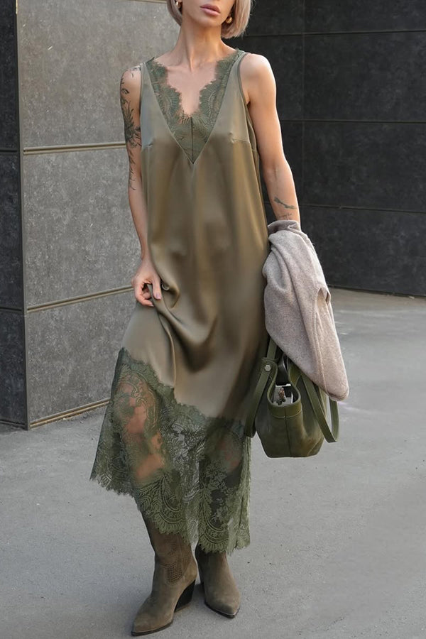 Luxury Winter Satin Lace Trim V-neck Sleeveless H-line Maxi Dress