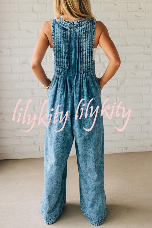 Fashionable and Casual Sleeveless V-neck Lace-up Loose Pocket Jumpsuit
