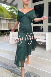 Unique Printed V-Neck Waisted Mesh Holiday Maxi Dress