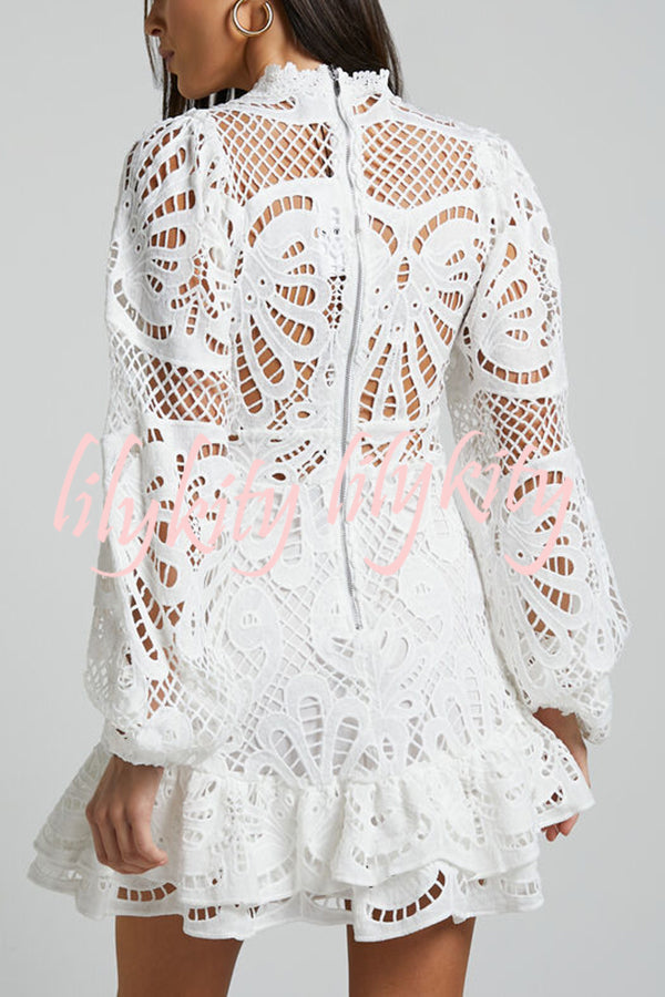 Solid Color Hollow Long-sleeved Waisted Lace Mini Dress