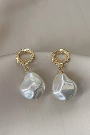 Elegant and Simple Pearl Earrings