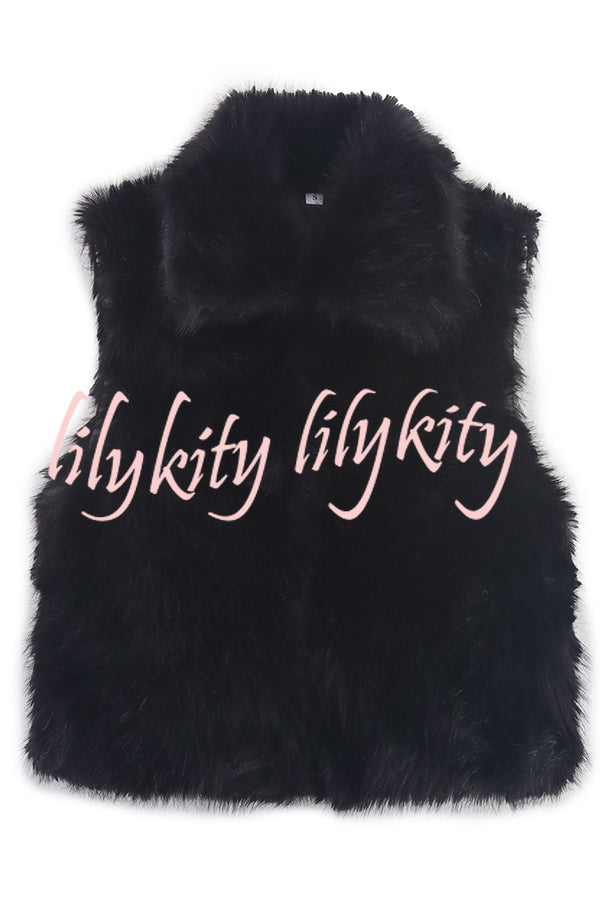 Stylish Collared Sleeveless Short Faux Fur Vest