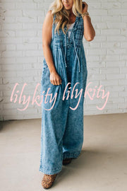 Fashionable and Casual Sleeveless V-neck Lace-up Loose Pocket Jumpsuit