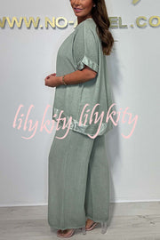 Fashionable V-neck Short-sleeved Loose Top and Elastic Waist Casual Wide-leg Pants Set