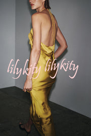 Fashionable Beaded Large Flower Decoration Halter Neck Backless Maxi Dress