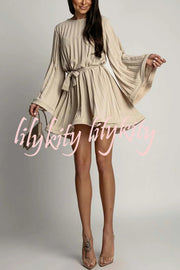 Fashion Bell Sleeve Loose Waist Tie Pleated Mini Dress