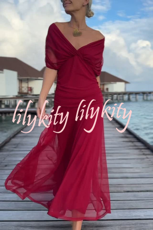 Unique Printed V-Neck Waisted Mesh Holiday Maxi Dress