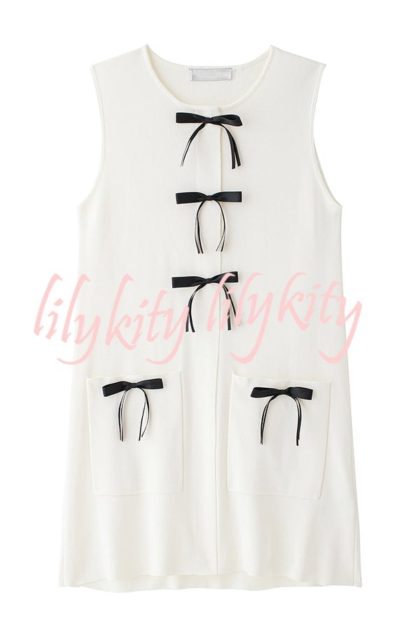 Stylish Contrasting Bow-embellished Pocket Knit Mini Dress