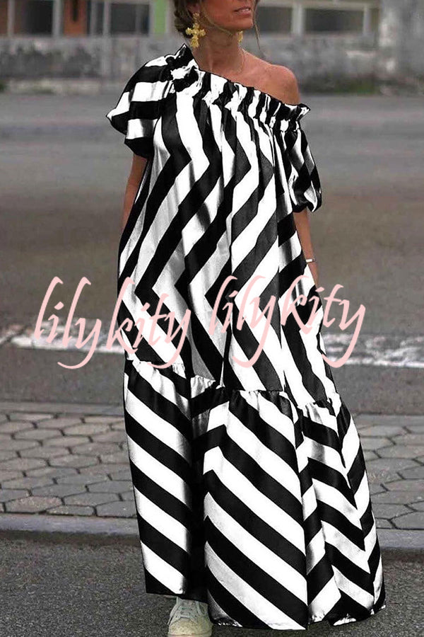 Exquisite Striped Patchwork Bell Sleeve Pocket Maxi Dress