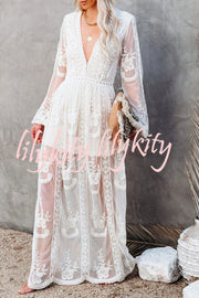 Fairy Air Fluttering V-neck See-through Lace Dress